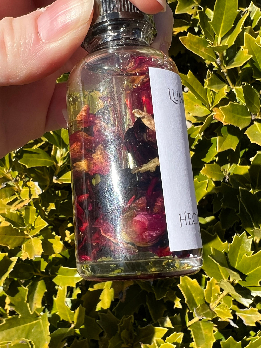 Hecate Ritual Oil | Witchcraft Pagan Herbal Intention Triple Moon Goddess Temptress Spell Altar Body Perfume Devotee Invocation Offering
